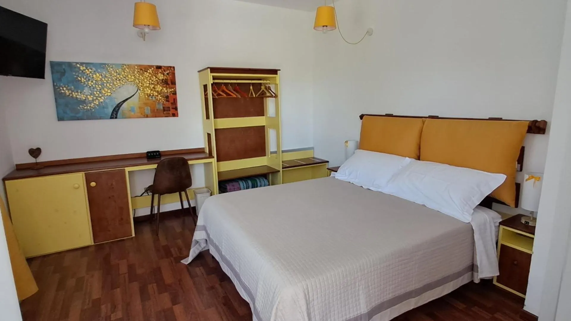 Terrazzaponente Bed & Breakfast Monte San Pietro 0*,  Italy
