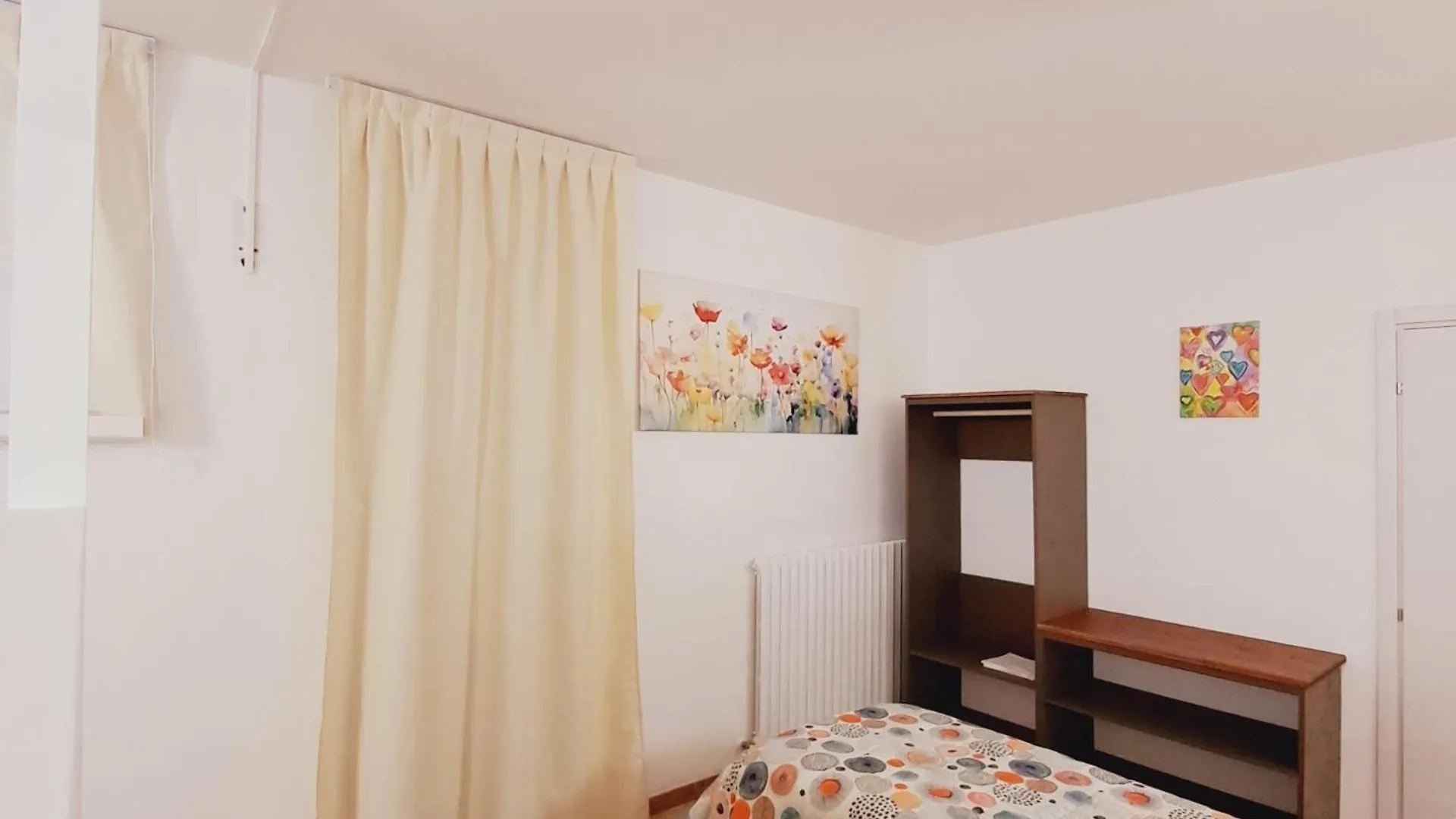 Terrazzaponente Bed & Breakfast Monte San Pietro 0*,  Italy